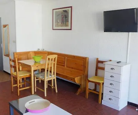 Hacienda 1 *